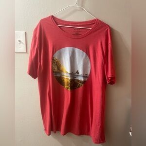 Men’s Apt 9 XL Red Beach Scene Graphic Short Sleeve Tee